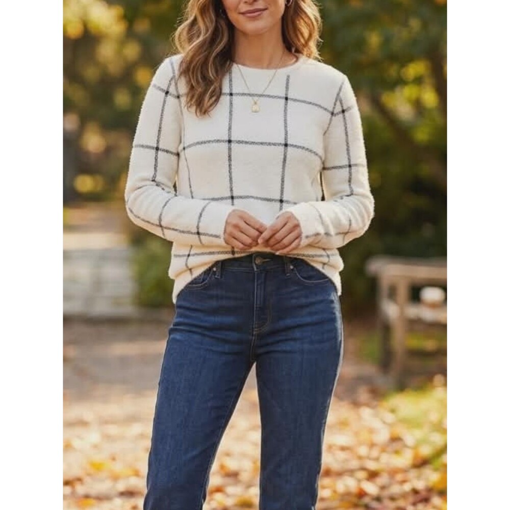 J Jill XS Ivory Windowpane Grid Fuzzy Knit Crewneck Sweater Soft Cozy Minimalist
